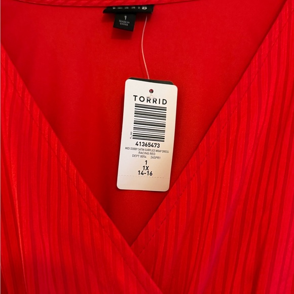 Torrid midi dobby satin surplice wrap dress - Picture 3 of 6